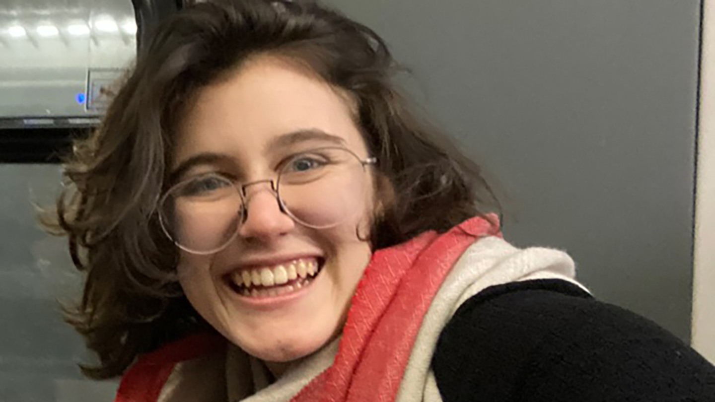 Mariana Villar ’22 reflects on Marla Ruzicka International Public